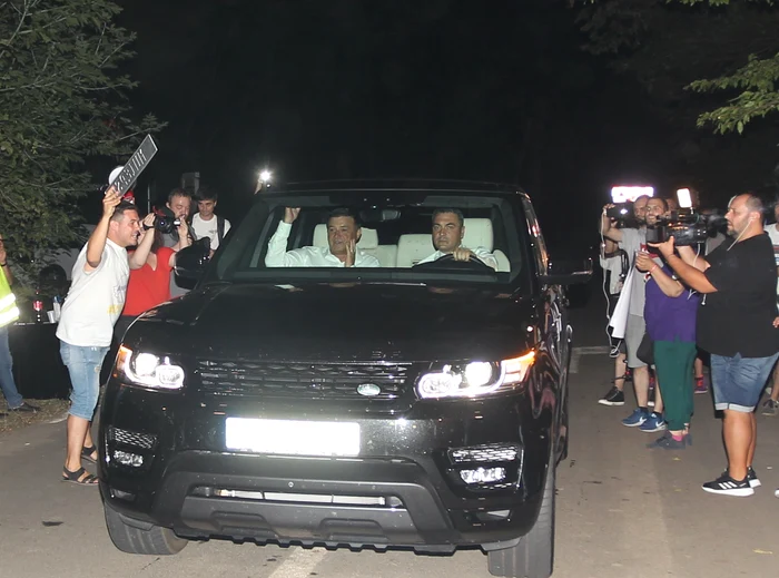 Nicuale Bădălu a venit cu șoferul
