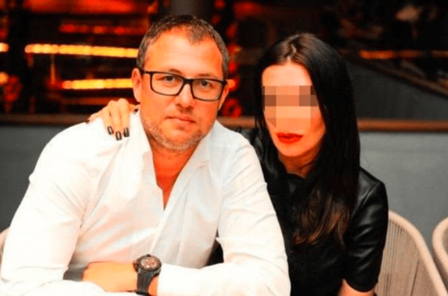 Un oligarh rus a murit, după ce a căzut peste balustrada scărilor. Era împotriva războiului