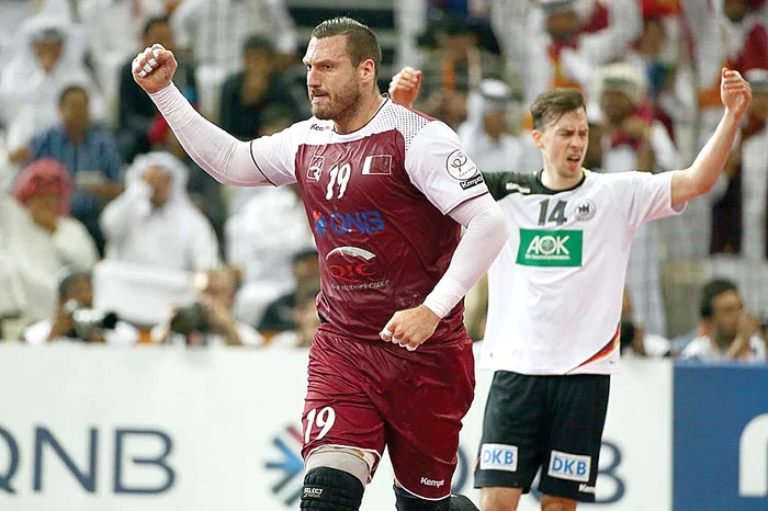 
    Spaniolul Borja Vidal joacă  fără probleme pentru Qatar la  acest Campionat Mondial Foto: Guliver/Getty Images  