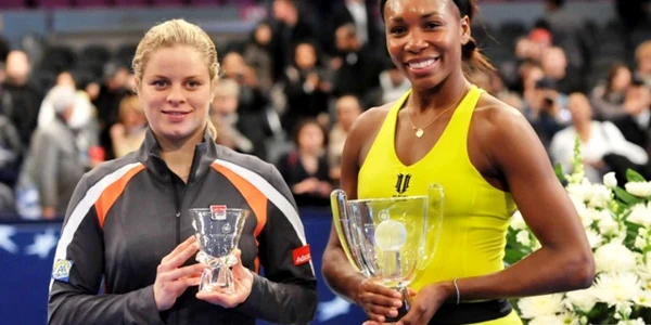 Venus Williams (dreapta) a câştigat în faţa lui Clijsters