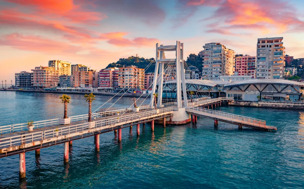 Vacanța de vis în Albania, transformată în coșmar. Povestea unui cuplu care s-a adresat Curții de Justiție Uniunii Europene