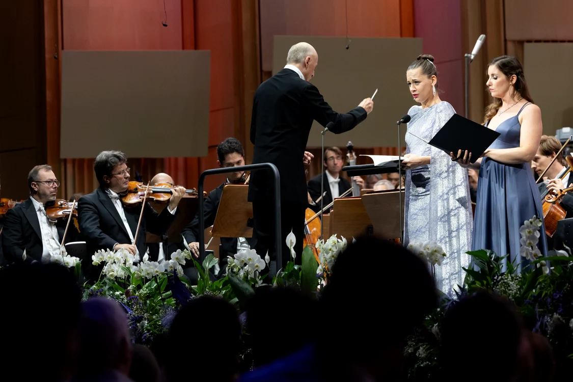 Paavo Järvi, Anna Lucia Richter, Elsa Benoit. Foto Andrei Gindac