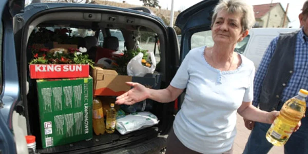 Florica Tompas şi-a umplut portbagajul fără să cheltuiască o avere