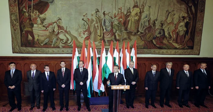 Guvernul lui Viktor Orban format în 2010, când Mihaly Varga ocupa funcţia de vicepreşedinte a partidului FOTO: Mediafax