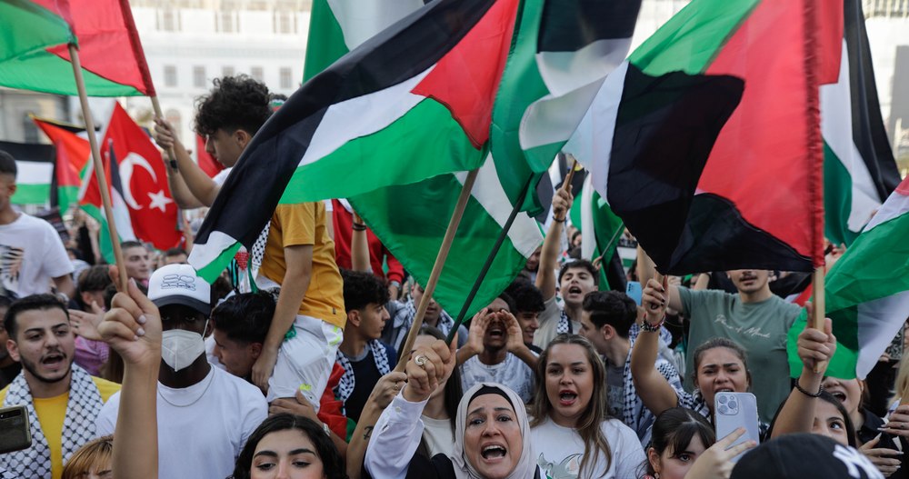 Miting şi marş pro-palestinian în Capitală