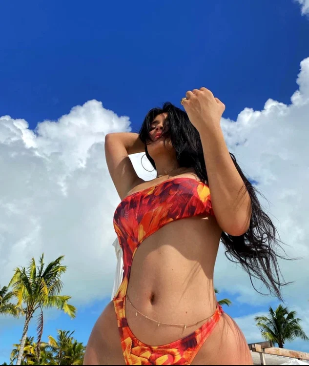 Kylie a recunoscut că a apleat la medicul estetician pentru a-şi accentua anumite trăsături fizice 