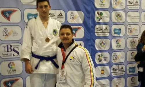Rezultatele obținute de sportivii români sunt meritorii, având in vedere dificultățile cu care se confruntă în prezent federația noastră (lipsa de finanțare pentru anul 2016)   jpeg