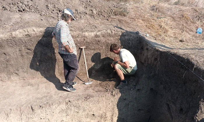 Cercetări arheologice la Gumelnița (© Muzeul Municipiului București)