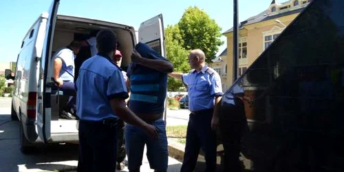 gabriel bivolaru si retinutii 