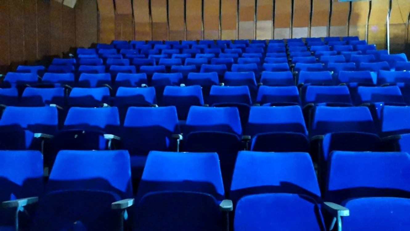 Vechiul cinematograf Timiş devine o amintire FOTO Ş.Both