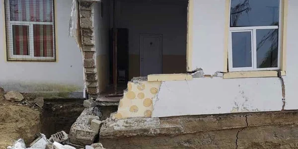 Scoala Maliuc FOTO Ora de Tulcea jpeg