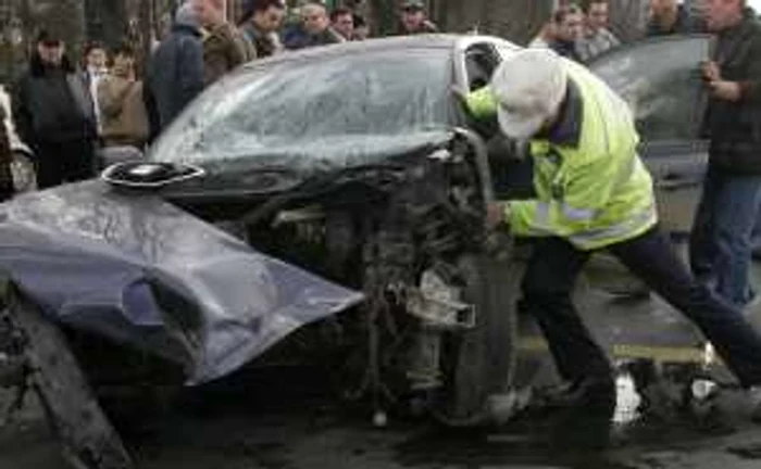 Lipsa de experienţă în trafic se poate transforma în tragedie