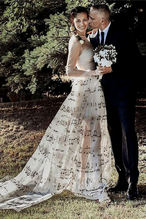 
    Eros Ramazzotti si iubita  