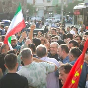 Masoud Pezeshkian protest iran foto x jpeg