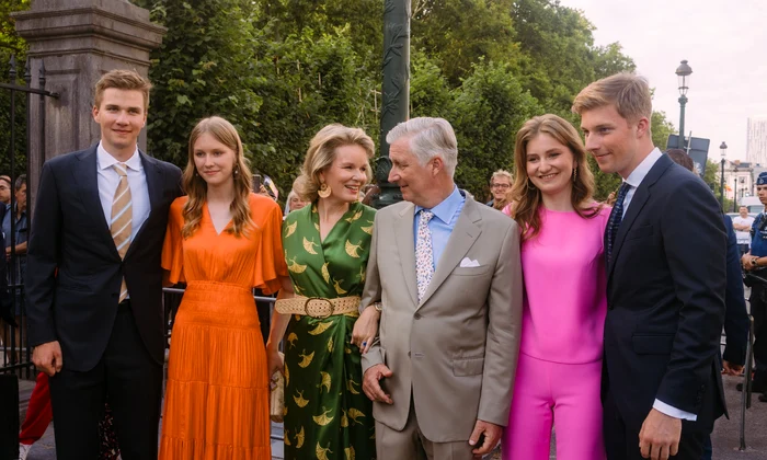 Printul Gabriel cu Printesa Eleonore, Regina Mathilde, Regele Philippe, Printesa Elisabeta, Printul Emmanuel al Belgiei   Casa Regala belgiana 3 jpg