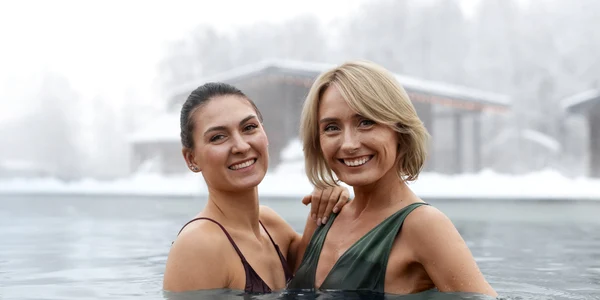 băi în ape reci  Foto Freepik com jpg