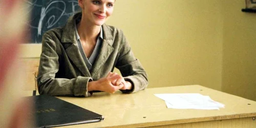 Monalisa Basarab în „Cum mi-am petrecut sfârșitul lumii“ (film)