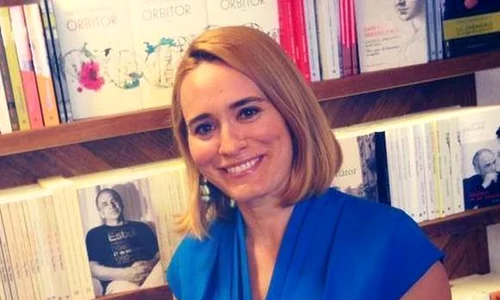 andreea esca jpeg