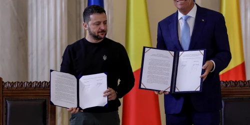 Președintele ucrainean Volodimir Zelenski face declarații de presă la Palatul Cotroceni alături de omologul român, Klaus Iohannis, în București. FOTO Inquam Photos / Octav Ganea