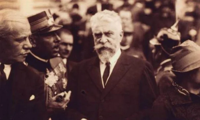 Dezbatere «Historia»: «Prin Noi Înşine!» Cum a bulversat această doctrină economică România jpeg