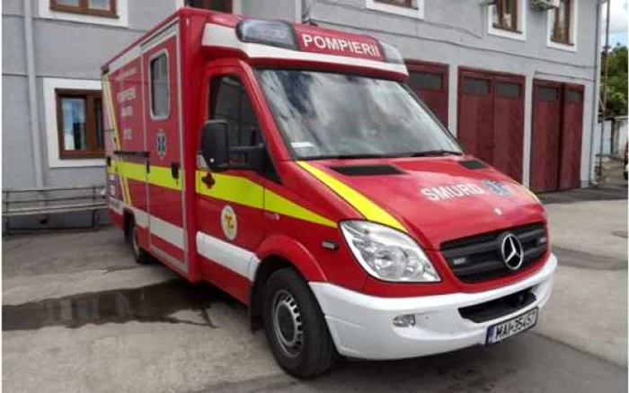 La Braşov au ajuns ambulanţe de ultimă generaţie. FOTOISU.