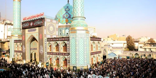 Rugăciune colectivă pentru ploaie la Teheran FOTO EPA EFE jpg