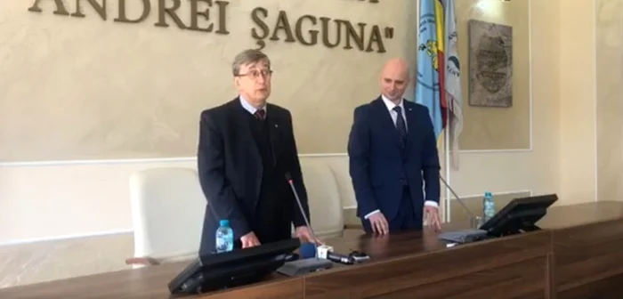 Valeri Kuzmin (stânga), Ambasadorul Rusiei                                            Captură video