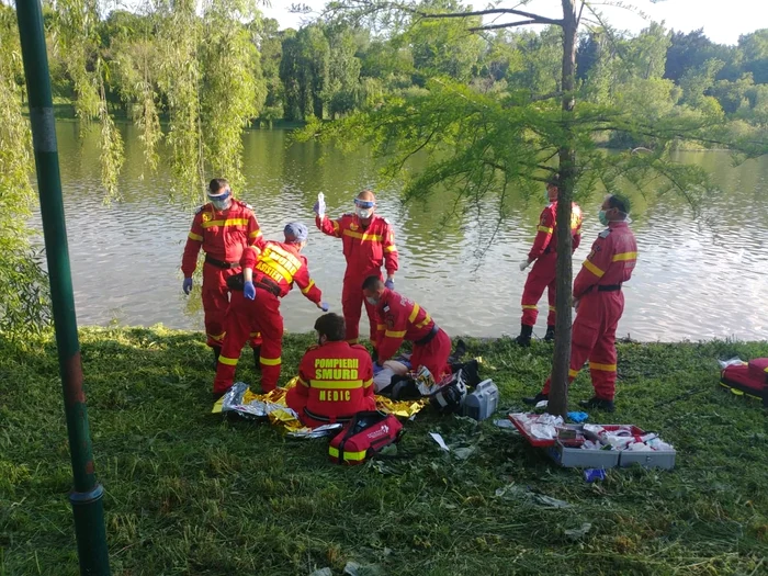 Din păcate bărbatul nu a răspuns manevrelor de resuscitarefoto: ISU București