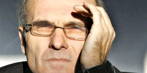 Cristian Tudor Popescu preferă întunericul sălilor de cinema