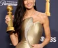  Demi Moore la Globurile de Aur 2025