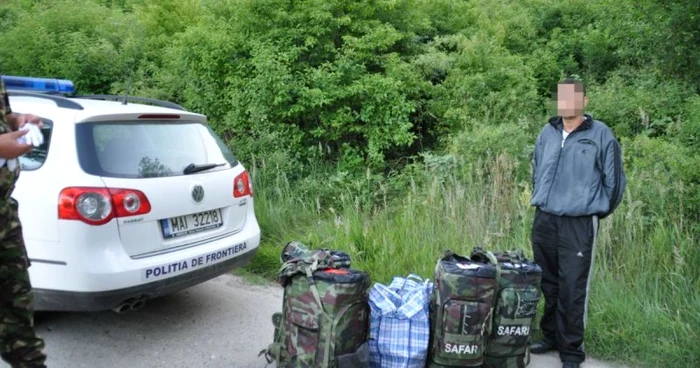 Tinerii au fost prinși de frontieriști în timp util
