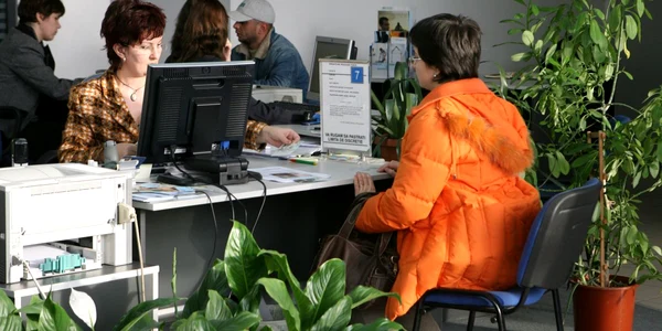 Clienţii băncilor îşi vor recupera mai uşor comisioanele percepute abuziv