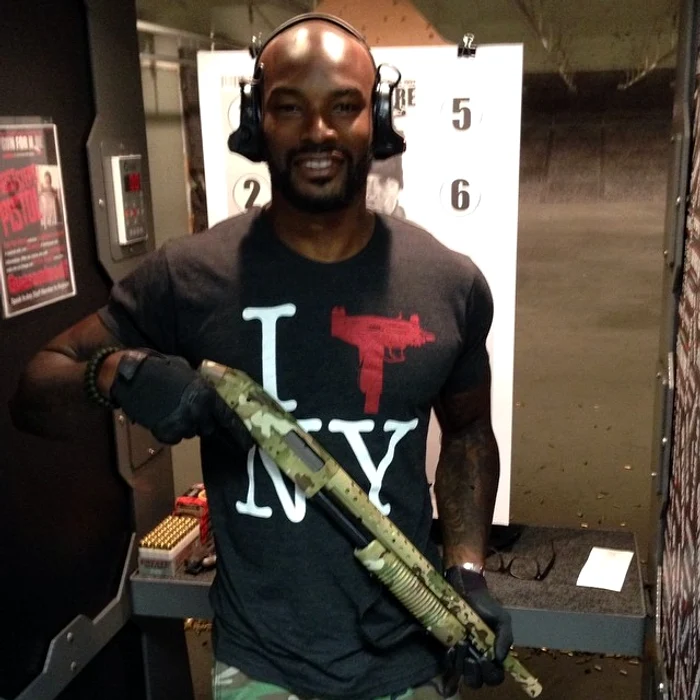 
    Orlando Bloom i-a aruncat  un pumn în faţă lui  Justin Bieberfoto: Guliver/splashnews/instagram  