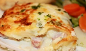 lasagna cu pui si sos cremos 580x400 jpeg