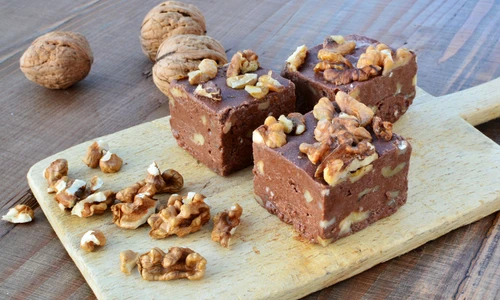 Chocolate fudge with walnuts jpeg
