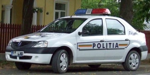 Mamă şi fiu, găsiţi decedaţi în casă