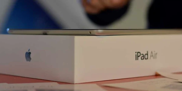 ipad air foto razvan baltaretu/adevarul