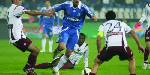 Spase Dilevski (în albastru) este un jucător de bază al Ştiinţei