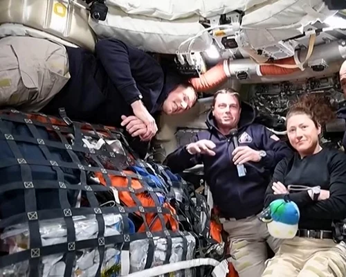 astronauti Artemis II captură video Guardian jpg