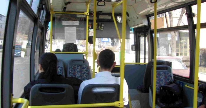 Doar pensionarii cu pensii meci vor primi transport gratuit