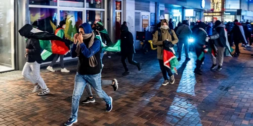 Ciocniri Amsterdam protest Maccabi Tel Aviv Ajax FOTO EPA 12614852 jpg