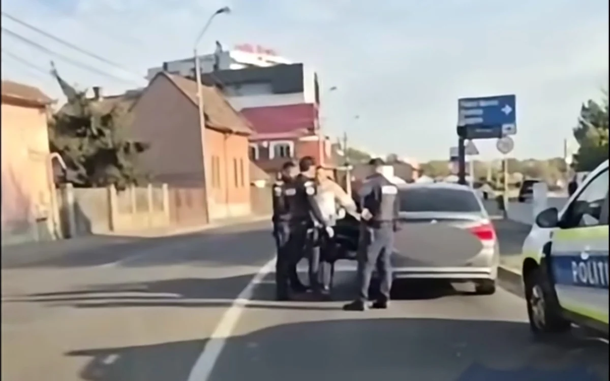Şoferul nu se putea ţine pe picoare de drogat.