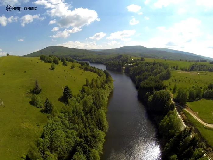 Imagini aeriene din Munţii Banatului FOTO Facebook/Muntii Semenic