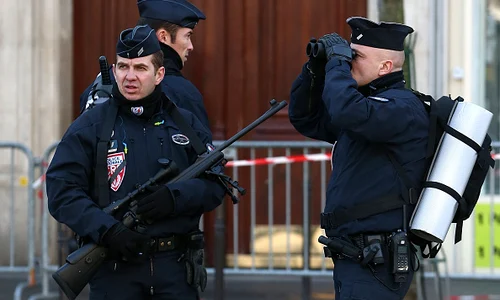 politisti francezi jpeg