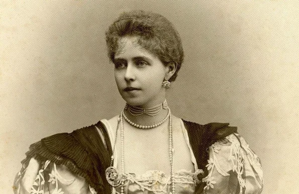 20220823213546!Regina Maria a Romaniei (1) jpg