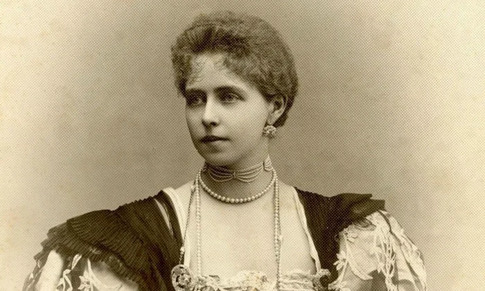 20220823213546!Regina Maria a Romaniei (1) jpg