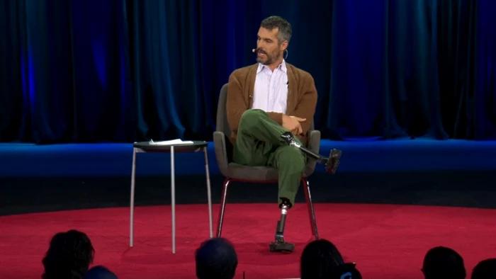 Medicul BJ Miller vorbeşte despre viaţă şi moarte la o conferinţă TEDx în SUA, din martie 2015 FOTO captură ecran ted.com