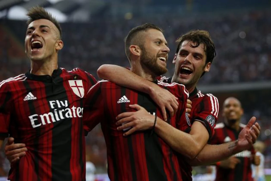 
    Jucătorii de la AC Milan vor avea un nou antrenor  