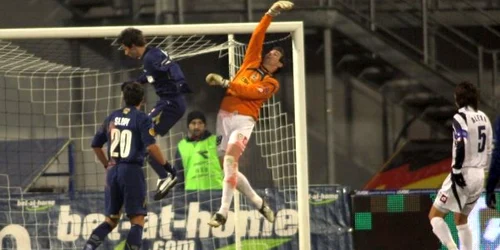 Pedro Taborda (în portocaliu)