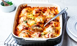 chiftele italienesti shutterstock 1970740826 jpg